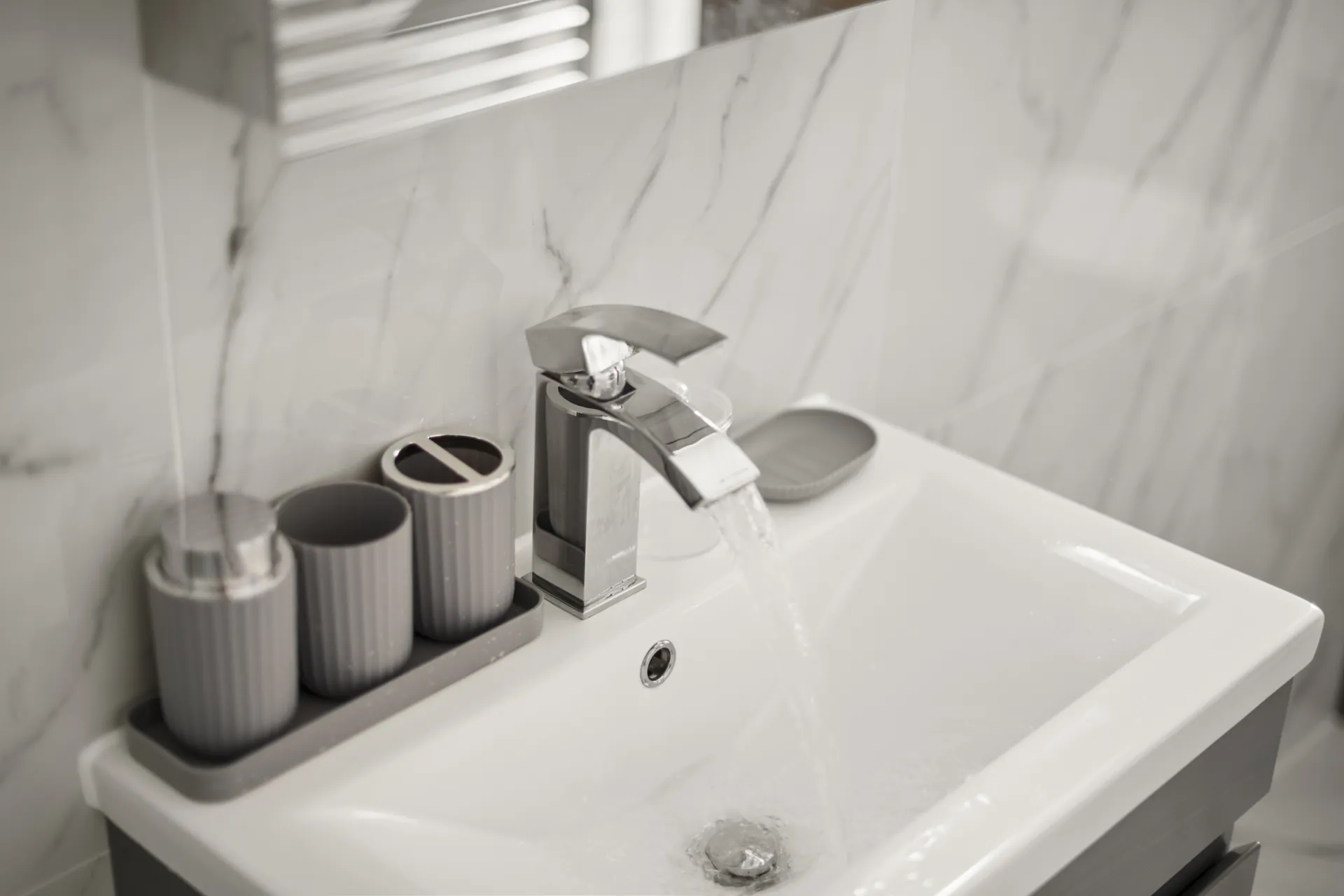 Fresh towels and hand wash provided for every arrival